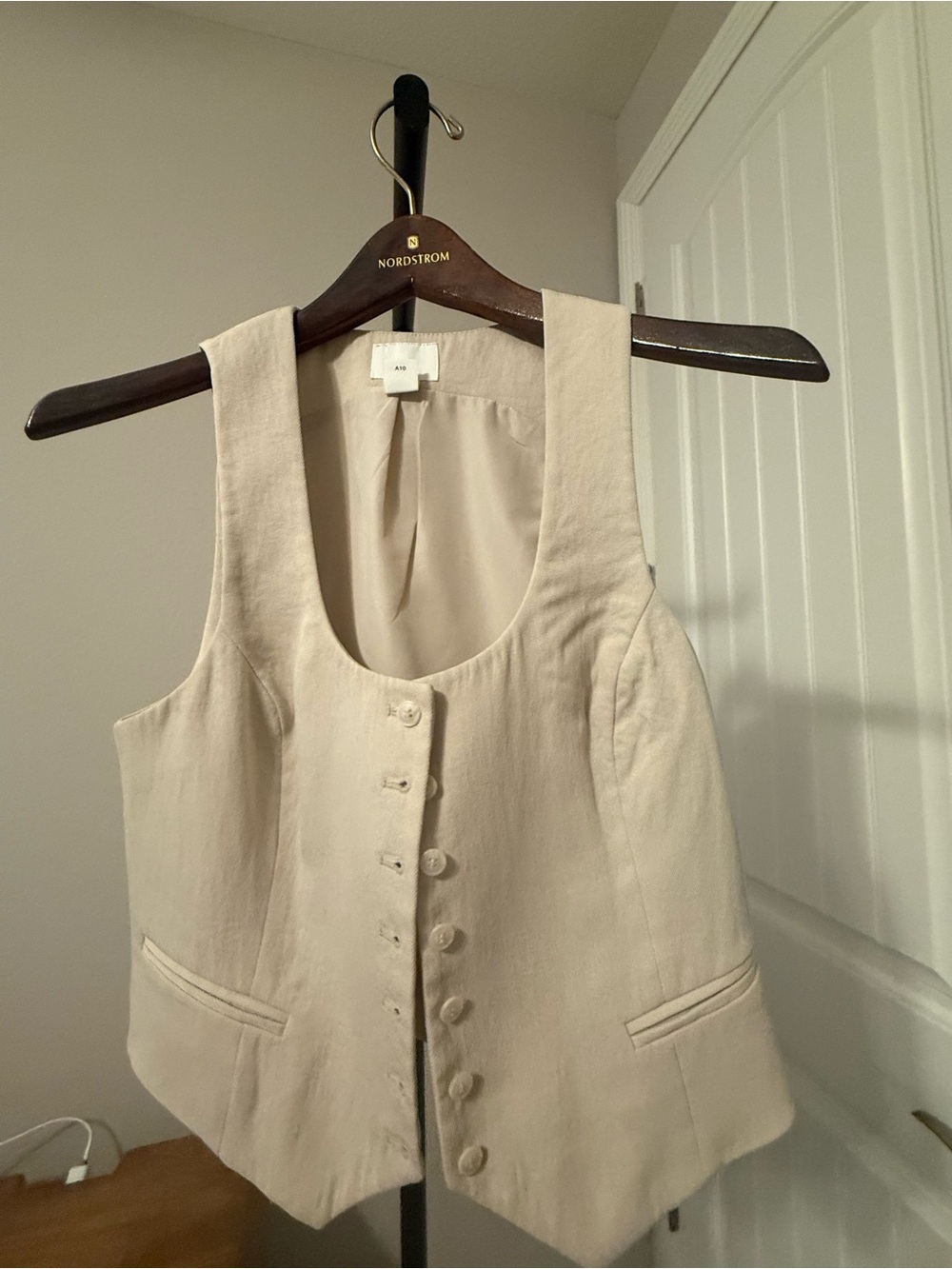 H&M Beige Sleeveless Button Front Vest